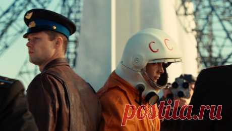 Подборка фильмов ко Дню Космонавтики! 


Гагарин. Первый в космосе (2013) 
Интерстеллар (2014) 
Луна 2112 (2009) 
Гравитация (2013) 
Салют-7 (2017) 
Марсианин (2015) 
Аполлон 13 (1995) 
Пассажиры (2016) 
2001 год: Космическая одиссея (1968)
Время первых (2017)