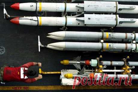 В ДНР заявили о невозможности Киева эффективно применять ракеты. Вооруженные силы Украины (ВСУ), применяя противорадиолокационные ракеты AGM-88 HARM в Донбассе, просто отчитываются перед поставщиками, заявил подполковник Народной милиции, депутат парламента ДНР Андрей Баевский. По его словам, ВФУ не могут обеспечить ракетам надлежащего входного контроля.