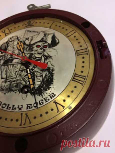 Куликов Игорь. Живопись графика офорт. Kulikov Igor painting drawing etching : Продаются советские оригинальные корабельные часы