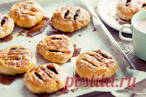 Слоеные пирожки со смородиной | www.gurmania.ru