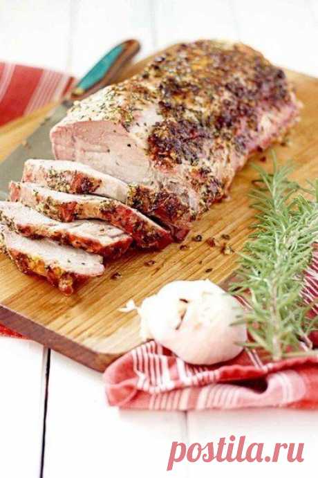 Как приготовить свиная вырезка с чесноком и розмарином - рецепт, ингридиенты и фотографии