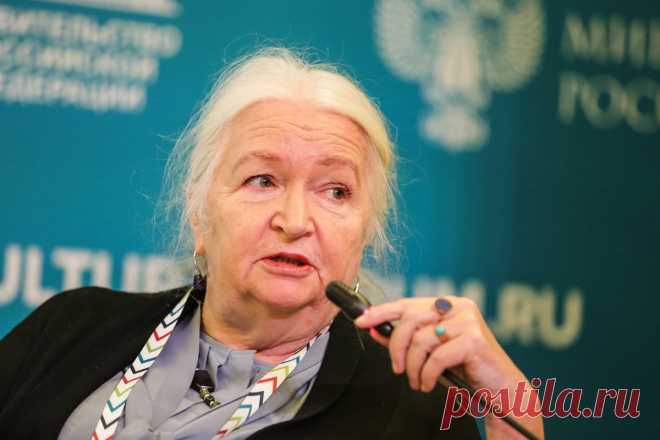 Татьяна Черниговская: каста других людей Учёный в области нейронауки и психолингвистики, доктор биологических наук, профессор Татьяна Черниговская о том, чем нельзя кормить свой мозг, силе мысли, болезни Альцгеймера, социальных сетях и нечеловекомерном мире.