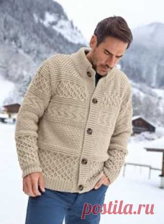 Cat. 16/17 - n° 286 Gilet col montant  Modèles, broderie & tricot  Achat en ligne