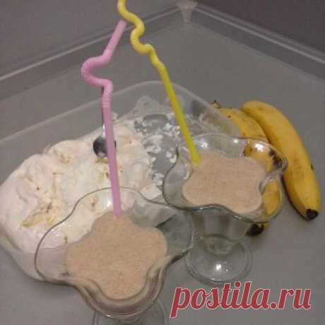 Кофейно-банановый молочный коктейль