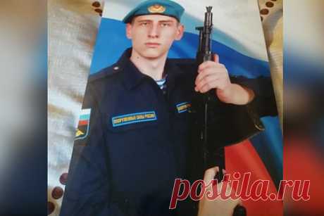 Родственники найденного мертвым российского солдата заявили о его убийстве. В Рязанской области найден повешенным солдат-срочник из Воронежа. Родители заявили, что их сына убили. 22 августа родители уроженца Воронежской области Алексея Руди узнали о его смерти от командира части. Отец солдата полагает, что причиной убийства стала дедовщина и распущенность командования.