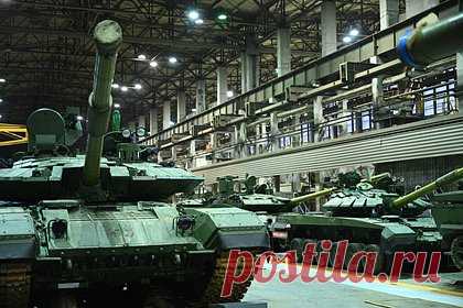 В России оценили срок службы танков Т-90