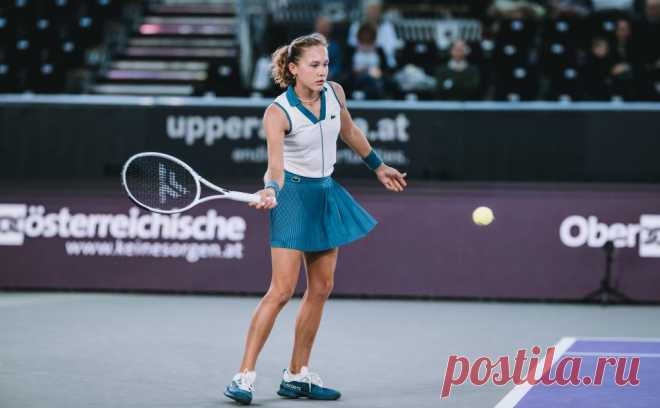 Сестра Мирры Андреевой выиграла первый матч на турнире WTA в Румынии. Эрика Андреева в первом круге в Клуж-Напоке без проблем победила румынку Анку-Алексию Тодони. Следующей соперницей 19-летней россиянки станет еще одна представительница Румынии — Ана Богдан