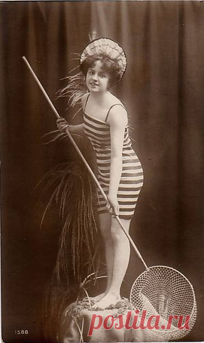 Ретро-дамы - Старинные купальные костюмы и купальщицы