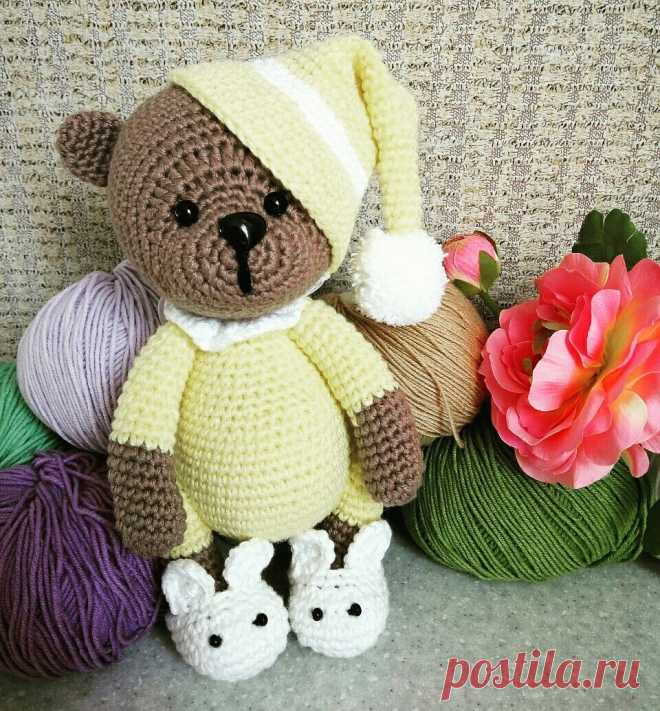 Мишка- сплюшка связался
Это