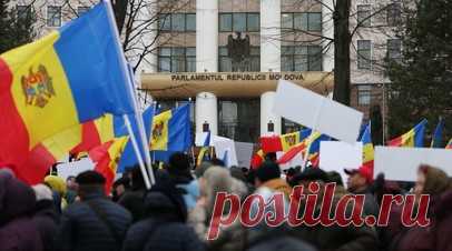 Политолог Крохин: выборы стали болезненным ударом для правящей партии Молдавии. Политолог Олег Крохин выразил мнение, что парламентские выборы в Молдавии стали болезненным ударом для правящей партии «Действие и солидарность» (PAS). Читать далее