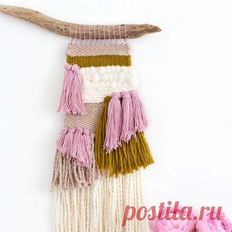 diy woven wall hanging | craftgawker