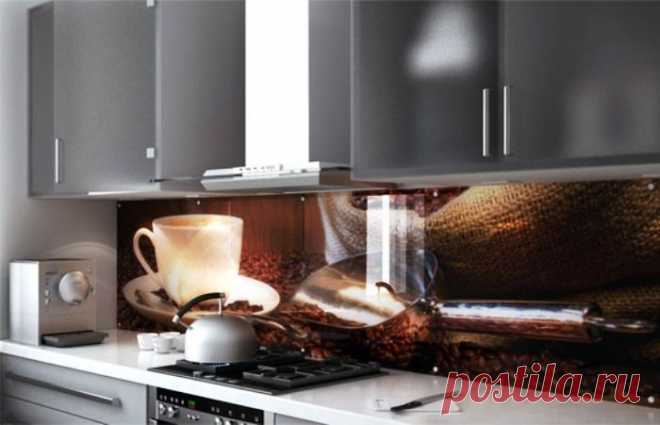 СТЕКЛЯННЫЕ ПАНЕЛИ С ПРИНТАМИ ДЛЯ КУХНИ