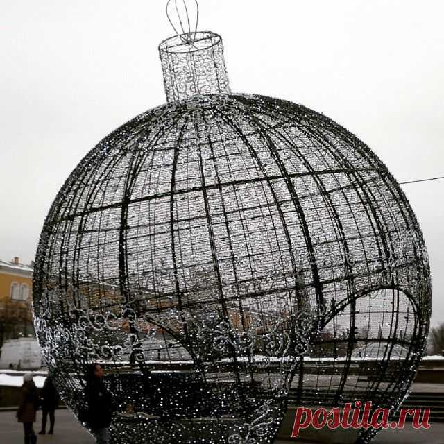 Огромный елочный шар в Москве. Александр Гермаков (@aleksgermakov) • Instagram photos and videos