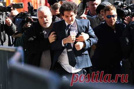 Богатейшие криптомиллиардеры потеряли три четверти своего состояния. Богатейшие люди криптоиндустрии лишились в общей сложности 110 миллиардов долларов за последний год. Огромное падение капитализации криптовалют, крах бирж и хедж-фондов затронул практически всех участников рынка. Более половины криптомиллиардеров из списка Forbes потеряли этот статус.