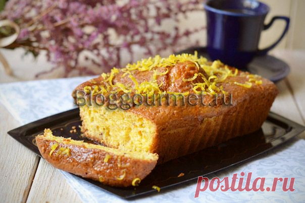 Вкусный домашний морковный кекс с фисташками.