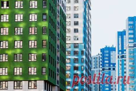 Ипотечникам рассказали о новых рисках при покупке жилья в новостройке. Центробанк выявил новые риски, возникающие при оформлении нового жилья в ипотеку. Нередко при заключении сделки часть средств дольщика оформляют как аккредитив, однако он не застрахован от банкротства банка. Также опасность кроется в траншевой ипотеке и покупке строящегося жилья по переуступке.