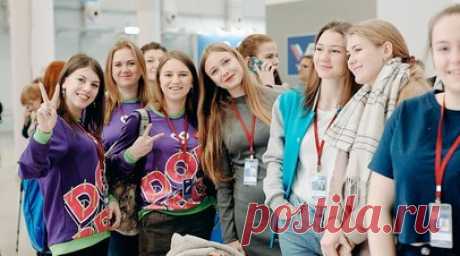 В Москве представили гид для студентов «Путеводитель первокурсника». К началу учебного года на портале «Молодёжь Москвы» выпустили «Путеводитель первокурсника». В нём представлена полезная информация о социальных льготах, городских событиях и другом. Читать далее
