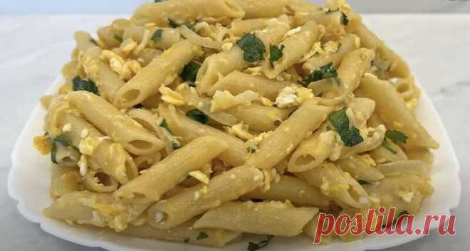 Макароны С Яйцом И Сыром Рецепт За (20) Минут Готовим просто и быстро вкуснейшие макароны с яйцом и сыром. Макароны по этому рецепту получаются очень вкусными и сытными.