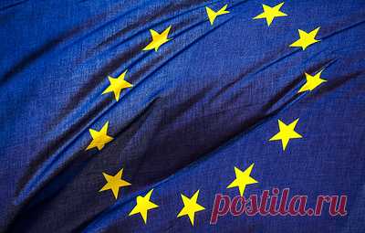 FT: Европе недостает €56 млрд в год для достижения цели по оборонным расходам НАТО. Газета со ссылкой на данные мюнхенского Института экономических исследований передает, что многие страны ЕС с самым большим недобором, в том числе Бельгия, Испания и Италия, в то же время имеют одни из самых высоких уровней долга и бюджетного дефицита в Европе