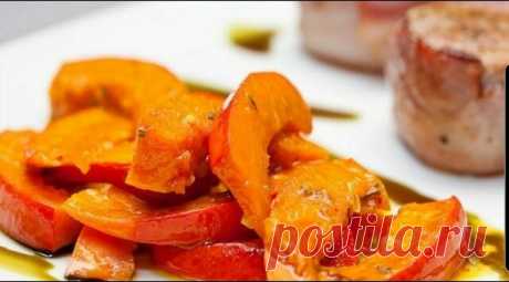 ​​Запеченная тыква с травами 🥖🥜

Вкусное и полезное блюдо, приготовление которого займет совсем немного времени и наполнит вашу кухню аппетитным ароматом. Подавать запеченную тыкву можно как самостоятельное блюдо или как гарнир к мясу или птице.

тыква 1 шт.
оливковое масло 2 ст.л
специи карри 3 ст.л
соль 1 ч.л.
прованские травы1/2ч.л
паприка сушёная 1/2ч.л.
сушёный чеснок 1/2ч.л.

Тыкву почистить и разрезать на длинные брусочки.
Смазать тыкву оливковым маслом и смешать ...