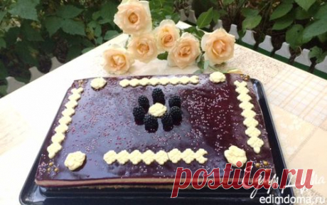 Торт-пирожное с клубникой и смородиной | Кулинарные рецепты от «Едим дома!»