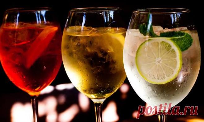 Коктейли с шампанским – 15 игристых рецептов