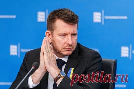 Стало известно о призыве Эстонии к ЕС забрать активы России до выборов в США. Эстонские власти призывают Европейский союз (ЕС) конфисковать замороженные активы России до выборов президента США для установления долгосрочной политики. «Очень важно, чтобы активы были конфискованы до конца года», — заявил Bloomberg канцлер МИД Эстонии Йонатан Всевиов.