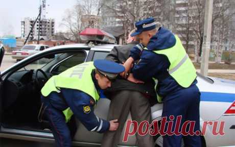 Как правильно общаться с гаишником — журнал За рулем