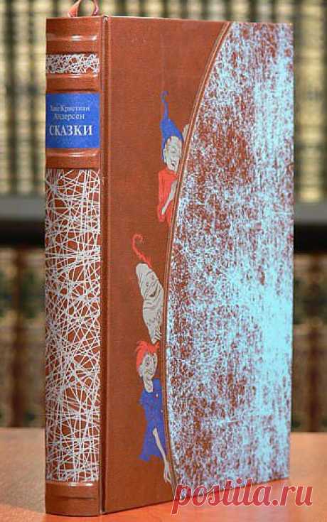Роскошное издание любимых сказок
Х.К. Андерсена порадует не только детей, но и взрослых. Волшебство иллюстраций, созданных Эдмоном Дюлаком, погружает в чудесный мир нереально прекрасных образов.