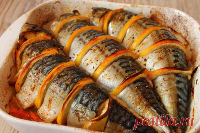 Очень вкусная запеченная скумбрия на овощной подушке. — Сад Заготовка