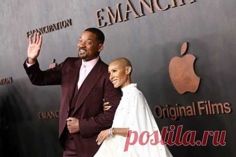 Жена Уилла Смита сообщила о расставании с ним. Американская актриса, певица и продюсер Джада Пинкетт-Смит заявила, что не живет со своим мужем, актером Уиллом Смитом, уже семь лет. По словам Пинкетт-Смит, они с супругом расстались еще в 2016 году, однако все еще пытаются спасти отношения и проделали тяжелую работу над этим.