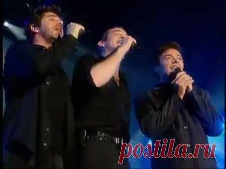 (10) Facebook