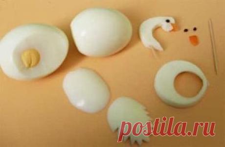 Лебедь из вареного яйца.