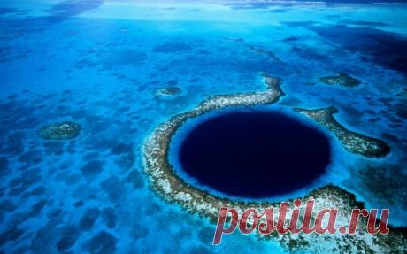 Голубое подземное озеро в Белизе