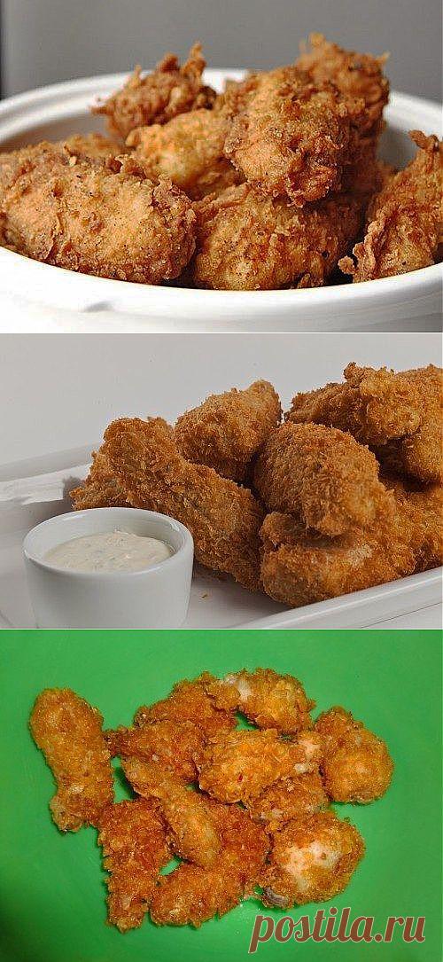 Куриные крылья в панировке из овсяных хлопьев.