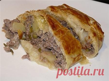 -6 пирогов-ПОДБОРКА Самых СЫТНЫХ  и ПРОСТЫХ Пирогов
Дорогие мои читатели. ПОРА из ПРОСТЫХ продуктов СДЕЛАТЬ просто ШЕДЕВР и УДИВИТЬ свою СЕМЬЮ и ГОСТЕЙ. Делаю это Блюдо на Все ТОРЖЕСТВА. Мне НРАВИТСЯ с каким УДОВОЛЬСТВИЕМ гости на нее СМОТРЯТ и с Каким АППЕТИТОМ кушают. На Столе она СМОТРЯТСЯ просто СУПЕР и по другому Не СКАЖЕШЬ.......По Виду и на Вкус НЕЖНОЕ,. Семья оценила по высшему разряду.
                 ._____________________________________________________
       ...