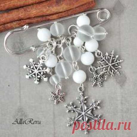 Декоративный шарф украшен кулоном - Поиск в Google