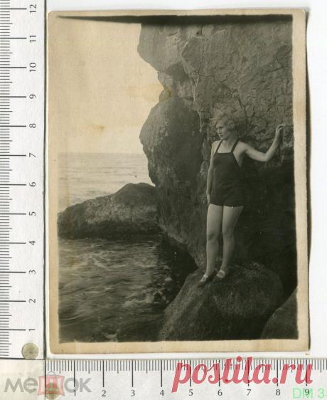 Фото 1930 х " Девушка в Крыму " 1938г.