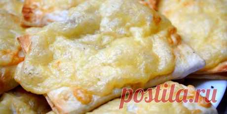 (37) Мгновенные перекусы (сразу 5 рецептов), которые можно успеть приготовить, пока заваривается чай - Будет вкусно - 23 июля - 43165721480 - Медиаплатформа МирТесен Хочу поделиться с Вами вкусной подборкой рецептов "Мгновенные перекусы", которые можно успеть приготовить пока заваривается чай (5 рецептов) 1. Быстрые пирожки из лаваша с фаршем. Невероятно вкусные, румяные и сочные. Очень практичный рецепт, не надо замешивать тесто и раскатывать его. Всегда - 23 июля - 43165...