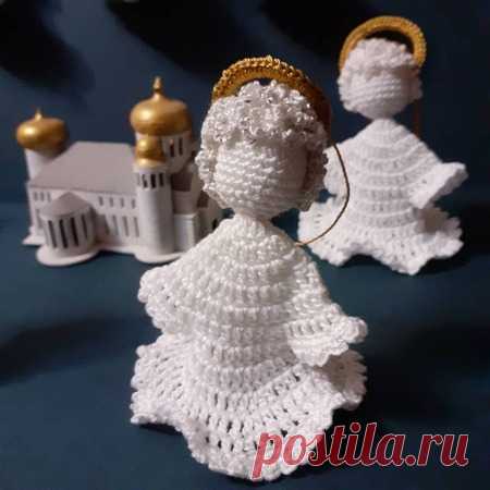 Лучше поздно, чем никогда. :-) У меня поспело описание ангелочка с кудряшками. Рената, надеюсь не против, что опять у тебя ставлю? Немного подкорректировала голову. Теперь посчитала ряды точно Ангелочек-хранитель Нужно: Пряжа для …