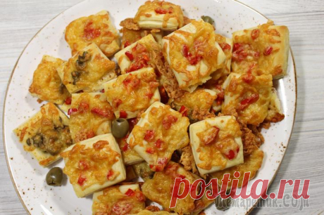 Закусочные квадратики. Несладкое печенье с перцем и оливками