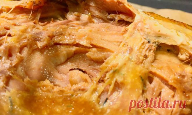 Мясо тает во рту! Это просто волшебный маринад 


Ингредиенты:
Утка1 большой апельсин1 ст. л. горчицы2 ст. л соевого соуса3 ст. л. жидкого медаСоль, перец
Приготовление:
Натрите утку смесью соли и перца.
Выжмите сок из большого апельсина.
Смешайте…