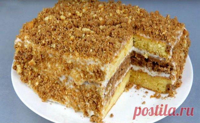 Торт со сгущенкой быстрого приготовления Этот мягкий и очень вкусный домашний тортик готовить очень легко и просто. Вкусный и очень простой торт. Через полчаса можно пробовать!