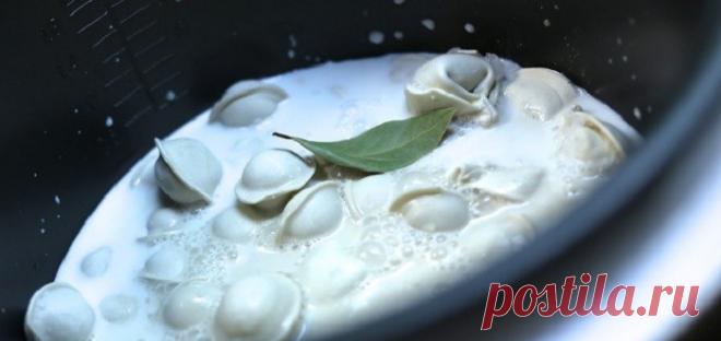 Тысячи хозяек варит пельмени неправильно! Узнай 4 секрета уральского приготовления.