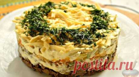 Самый нежный салат с куриной печенью не отнимет много времени на приготовление, а вкус вас приятно удивит