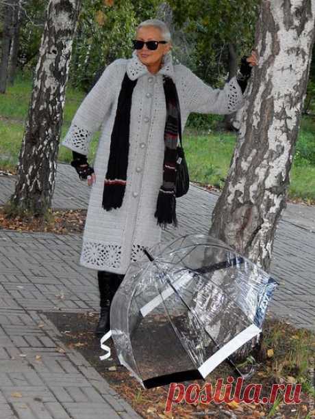 Купить МЕЖСЕЗОННОЕ ПАЛЬТО &quot;МАГИЯ СЕРОГО&quot;. КРЮЧОК - серый, однотонный, пальто женское, пальто демисезонное