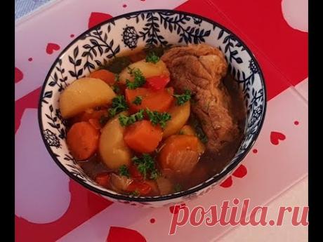 Тушеные ребрышки с овощами