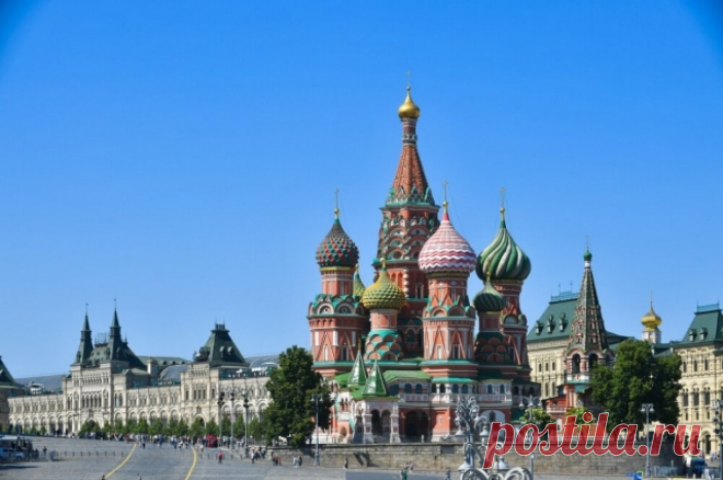 Украинская горнолыжница Шепиленко переехала жить в Россию. Спортсменка записала видеобращение для сограждан, стоя на Красной площади.
