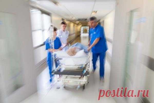 По каким признакам можно понять, что человек скоро уйдёт из жизни Близким людям немного проще поддержать друг друга в сложное время, когда человек на грани смерти, если знать некоторые закономерности этого периода.Процесс ухода человека из жизни уникален, но есть и ряд общих признаков, указывающих на приближение неизбежного. Каждый из них в отдельности...