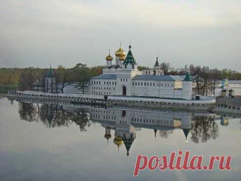 ЭТО ГОРДОСТЬ КОСТРОМЫ И ОБЛАСТИ, ЭТО КЛАСС!!!
Александр Апатов

Корабль "Ипатий" плывёт сквозь века (6 мая 2012 г.)